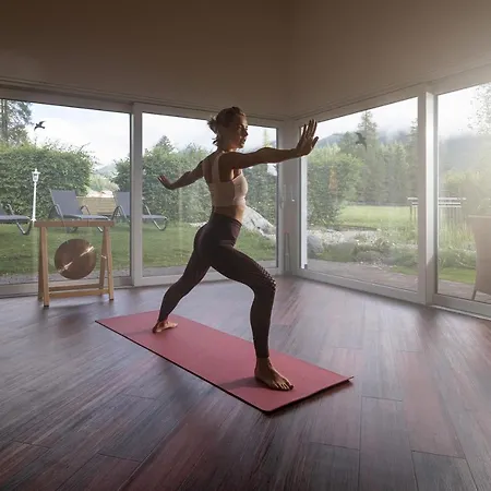 Отель Alpenhotel Karwendel -adults Only- Лойташ