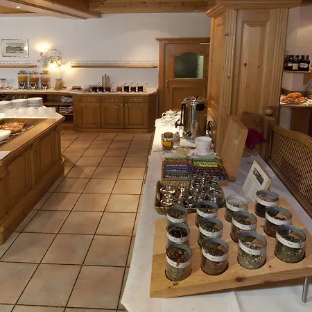 Alpenhotel Karwendel -adults Only- 4* Лойташ