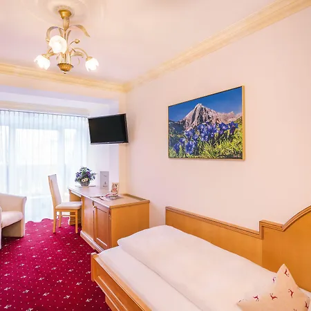 Alpenhotel Karwendel -adults Only- Лойташ