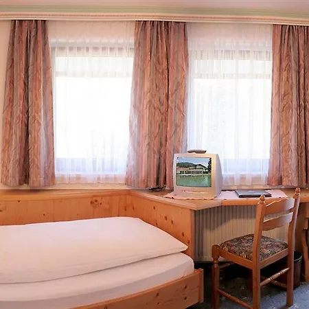 Szálloda Alpenhotel Karwendel -adults Only- 4*