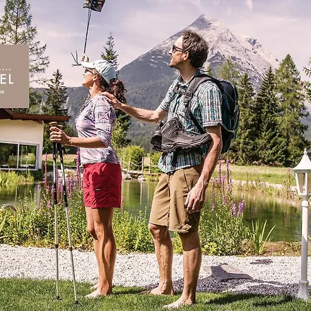 Alpenhotel Karwendel -adults Only- Лойташ