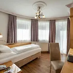 Alpenhotel Karwendel -adults Only- 4* 로이타쉬