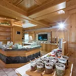 Alpenhotel Karwendel -adults Only- 4* 로이타쉬