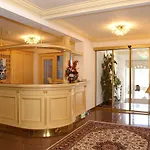Alpenhotel Karwendel -adults Only- Отель 4*