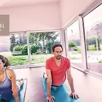 Alpenhotel Karwendel -adults Only- Отель Лойташ